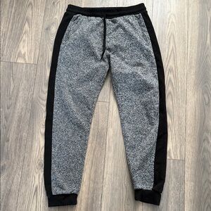 Men's Dual-Tone Joggers in Gray and Black